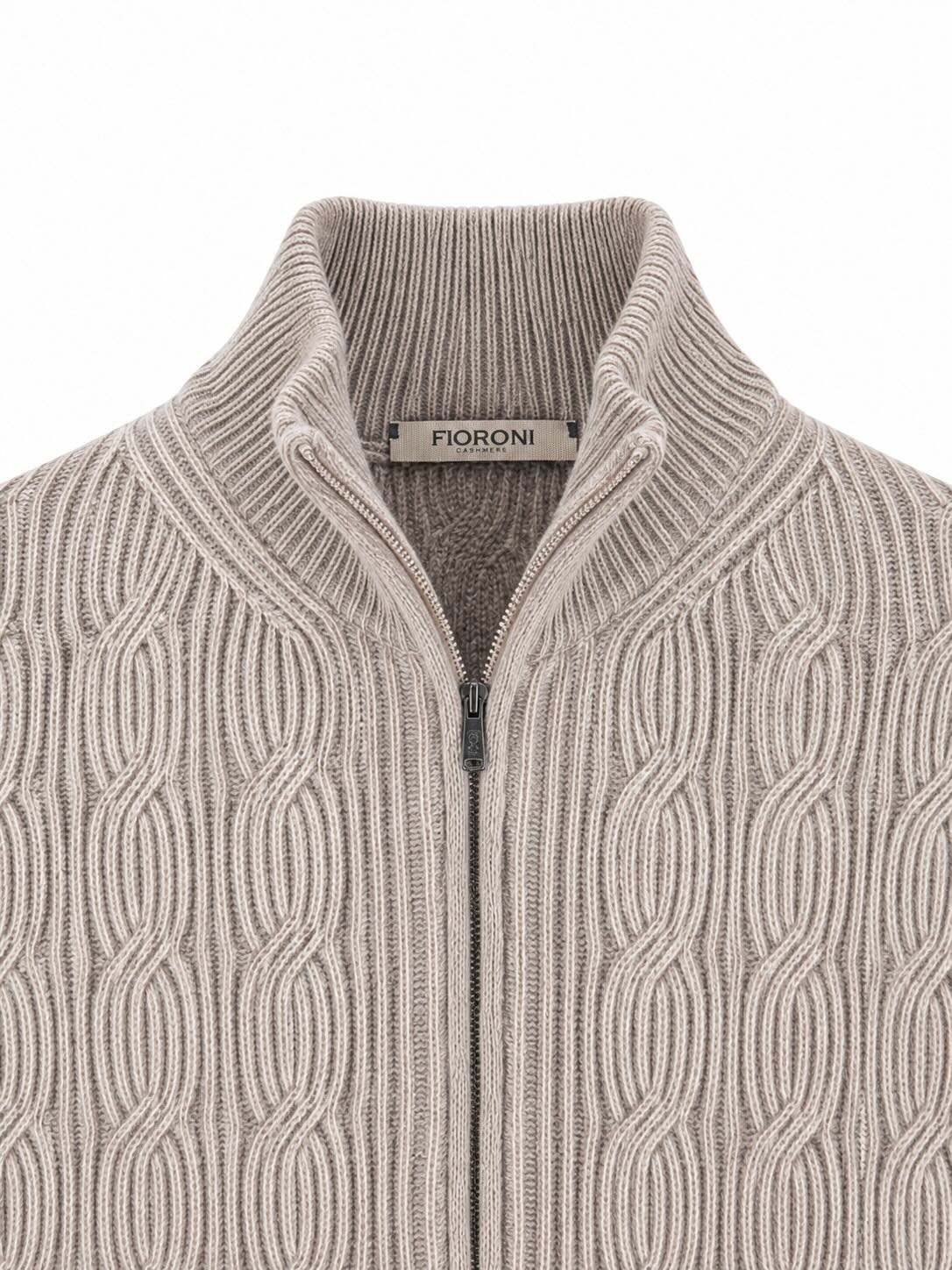 Kaschmir-Strickjacke mit Zopfmuster und Reißverschluss