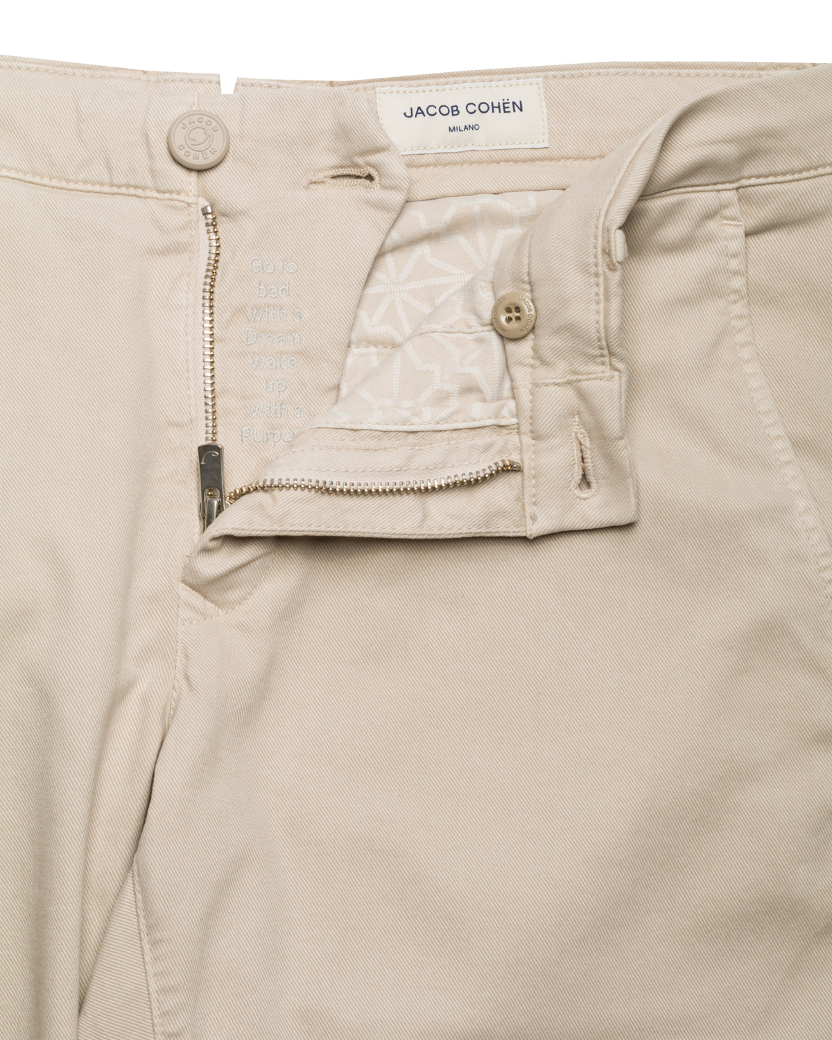 CHINOS, BOBBY
