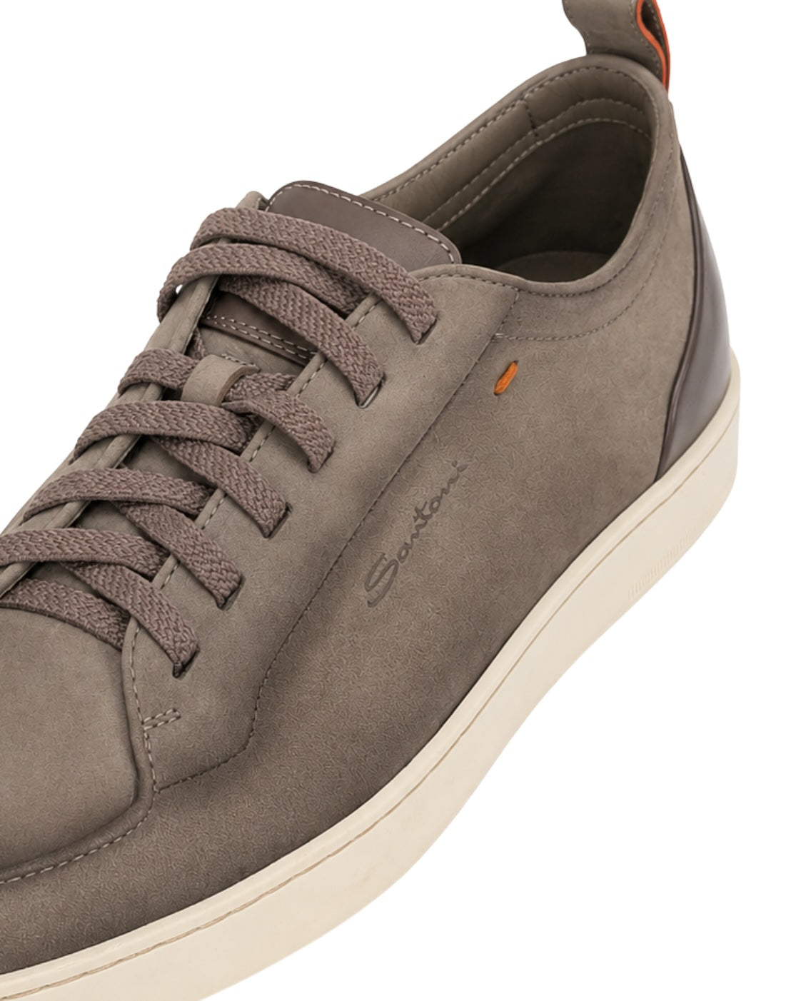 Schnürschuhe aus Veloursleder und Lackleder