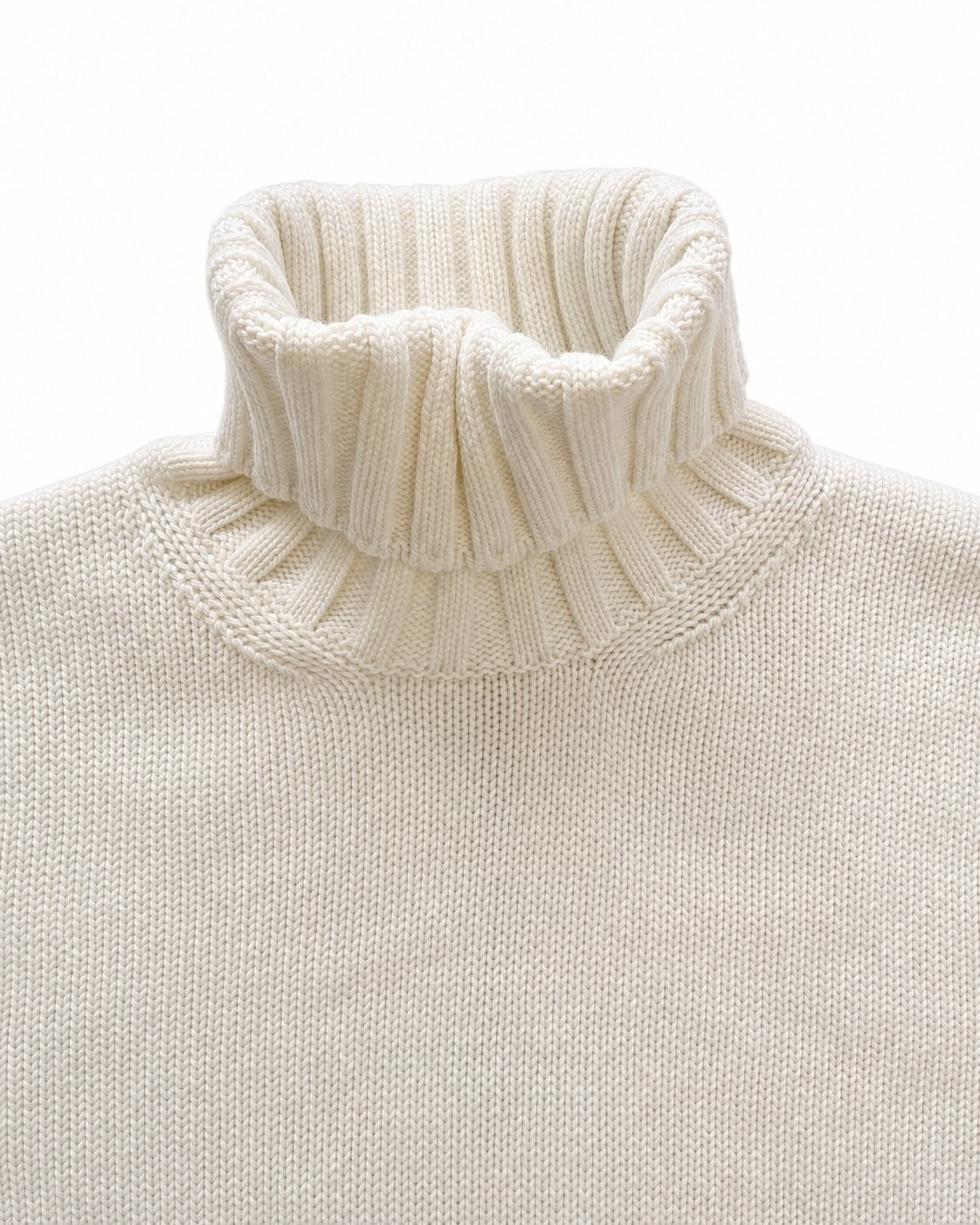 Cashmere Turtleneck Sweater in Ivory